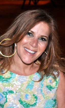 Dr. Debbie Findling